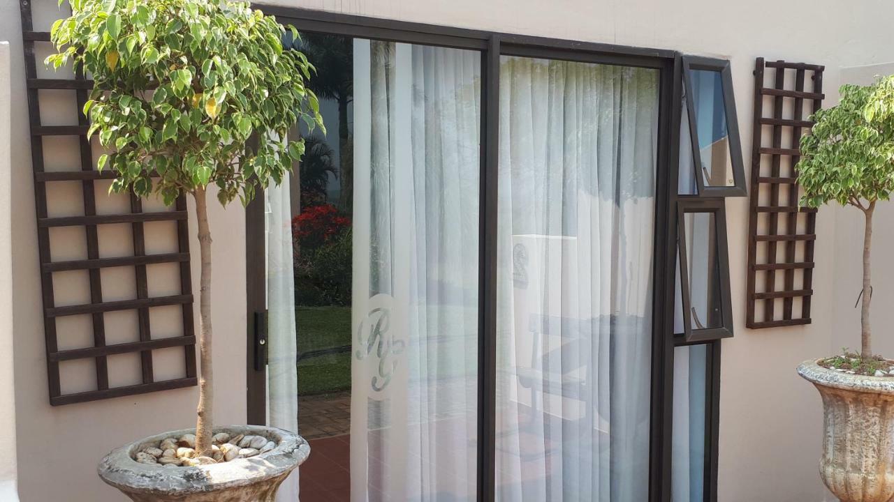 Rosegarden Guesthouse Pongola Exteriér fotografie